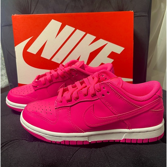 Nike Dunk Low Hyper Pink women’s size 6/ Gs 4.5 - Picture 3 of 4